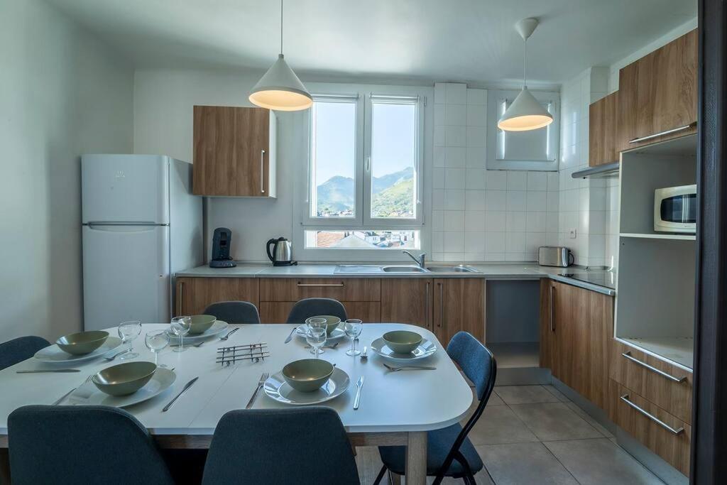 Le Grand Cosy - Lourdes - Proche Apartment Bagian luar foto
